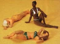 Preiser 45011 Sunbathing Girls