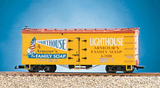 USA Trains R16068 Lighthouse Soap - Yellow with Blinking Lights in Lighthouse