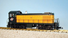 USA Trains R22554 C&NW ALCO S4, Yellow/Green